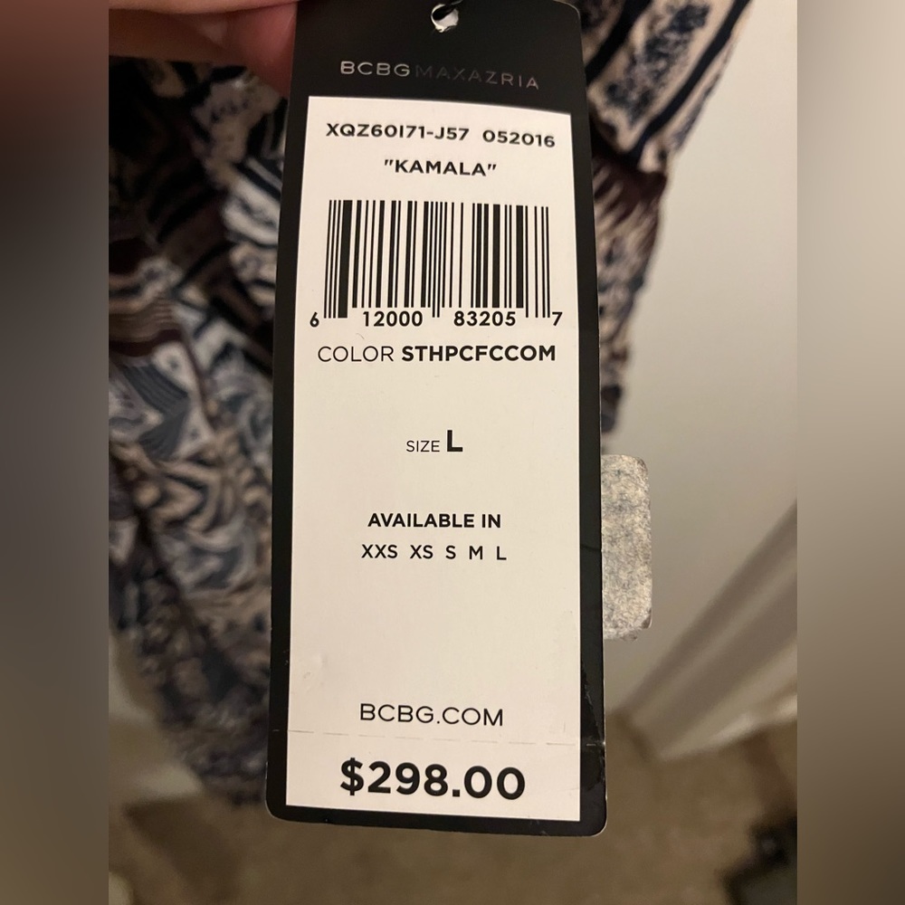 NWT BCBG halter dress - Picture 8 of 11